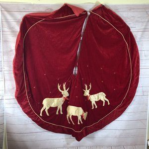 St. Nicks Choice Red Velvet tree skirt w/ 3 Gold quilted reindeer Lined back 53"